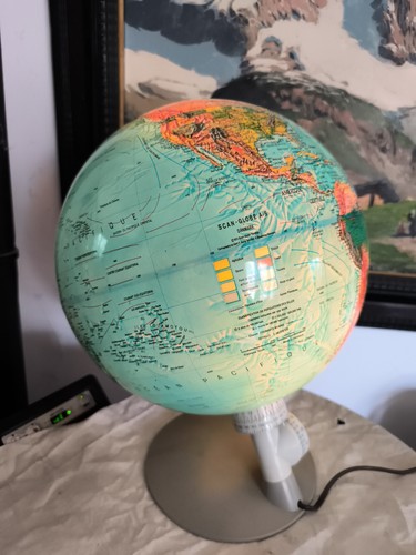 Globe terrestre lumineux - globe,