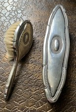 Vintage ancienne paire de brosses à vêtements en argent