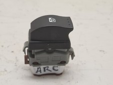 Bouton lève vitre arrière