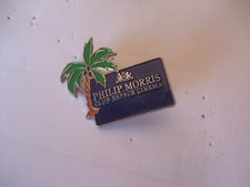 PINS  PHILIP MORRIS  CLUB