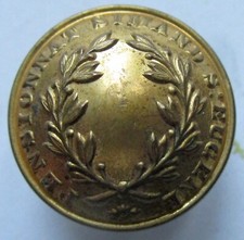 Bouton bombé en métal doré du 19é pour le Pensionnat Simand St Eugène, de 21 mm