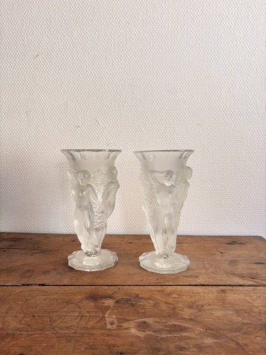 Paire vases verre moulé - vases,