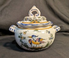 Sucrier ou Bonbonnière, décor Floral et Oiseau, signé Alfred Renoleau, Angoulême