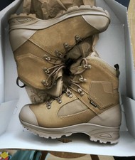 Chaussures montantes