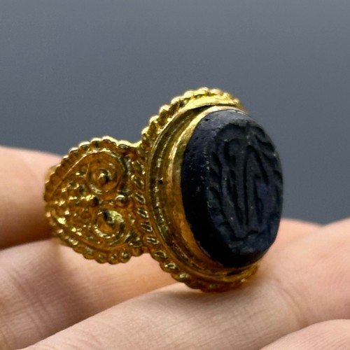 Magnifique bague romaine