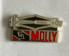 81 - Pin's Cheville blanche et chrome MOLLY OUTIL TOOL