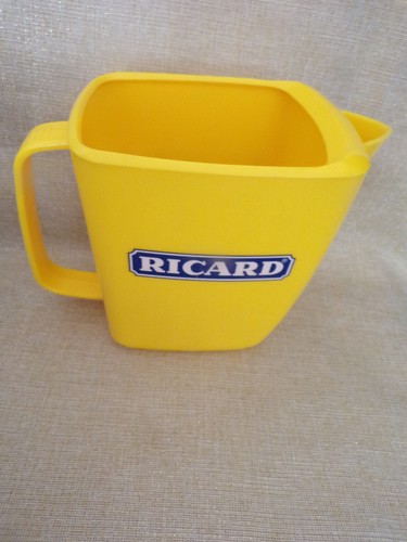 Ricard pot eau plastique - a,