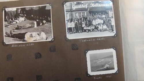 Album photo ancien - composé, de