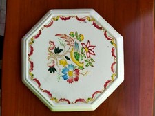 Plateau en faience de Longwy, Bois Fleuri, décor à la main, France.