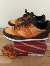 SOLEBOX X SAUCONY JAZZ ORIGINAL SIZE 9US WORN TWICE 180 PAIRS ONLY