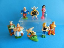 KINDER série complète ASTERIX  au service de sa majesté