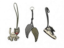 NEUF LOT 3 CHARMS ZADIG &