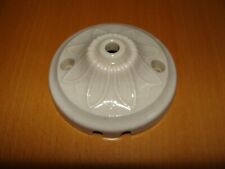 Rosace ancienne en porcelaine pour suspension