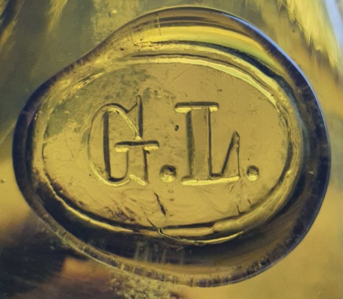 Bouteille ancienne verre