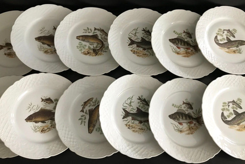 Assiettes service à - 12,