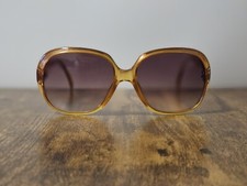 LUNETTES DE SOLEIL OVALES
