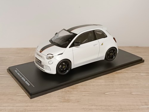 Fiat 500e abarth blanche - abarth, 1/18