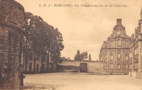 Cpa bergues gendarmerie - cpa,