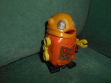 ANCIEN ROBOT WINDUP VINTAGE JOUET ANCIEN MECANIQUE