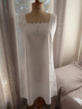 chemise ancienne + culotte années 1920/30 ensemble brodé main, jamais porté n° 4