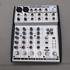 BEHRINGER Eurorack UB802 -