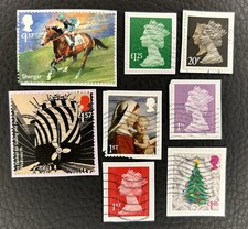 Lot de 8 timbres du