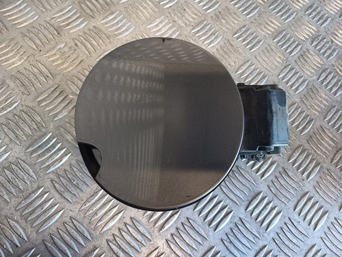 Trappe réservoir carburant - ,