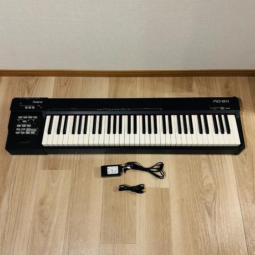 Roland digital piano 64 - piano,