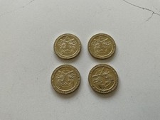 Lot de 4 grands JETONS TOKEN