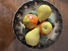 Trompe l'oeil openwork plate, barbotine fruit/ Assiette Trompe L’œil Vintage