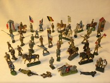 GROS LOT FIGURINE COMPOSITION