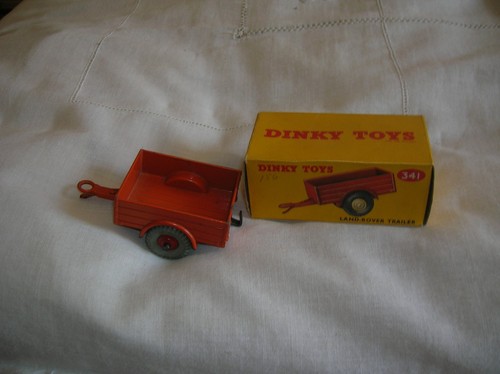 Dinky toys land rover - toys",