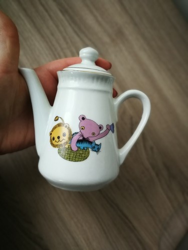 Théière miniature - , en