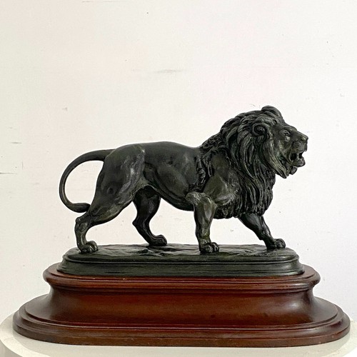 Sculpture bronze un lion - bronze, d'un