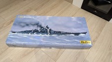 Miniature Maquette Bateau Navire De Guerre Bismarck 1/400