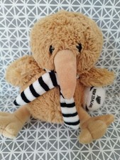 Peluche oiseau kiwi beige écharpe rayée ballon de rugby Kiwi & Friends