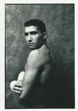 JAMES A. FOX MALE MASCULIN