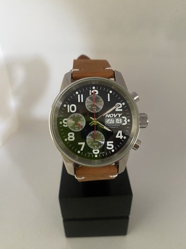 Novy chrono valjoux mvt - valjoux, 7750