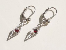 BELLES BOUCLES D'OREILLES