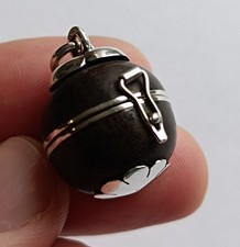 Boule locket argent bois