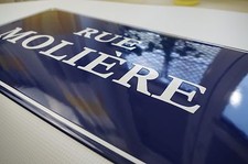 Plaque de rue emaillée