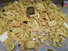 LEGO JAUNE. ROUES, PLAQUES