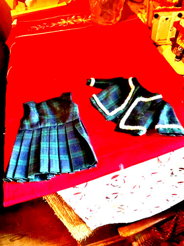 Ensemble neuf poupee - neuf, mode