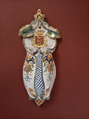 Bouquetière motif faïence