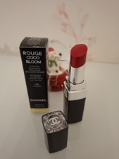 CHANEL  138 Vitalité  Rouge