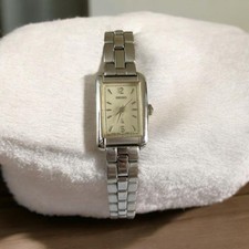 SEIKO LUKIA rectangulaire