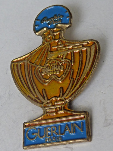 Pin pins badge parfum mode - pins,