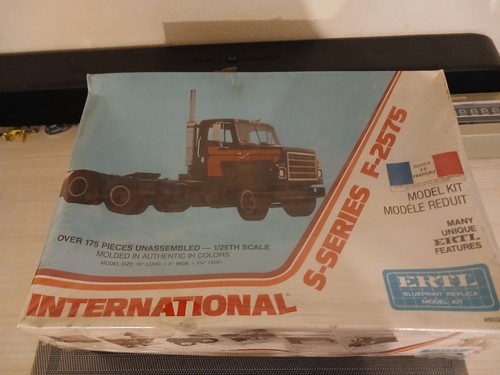 Maquette camion international - maquette,