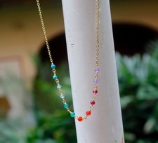 Collier multi pierres