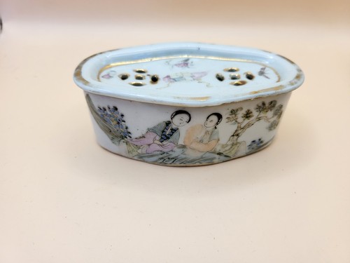 Boîte grillon chinoise - boîte,